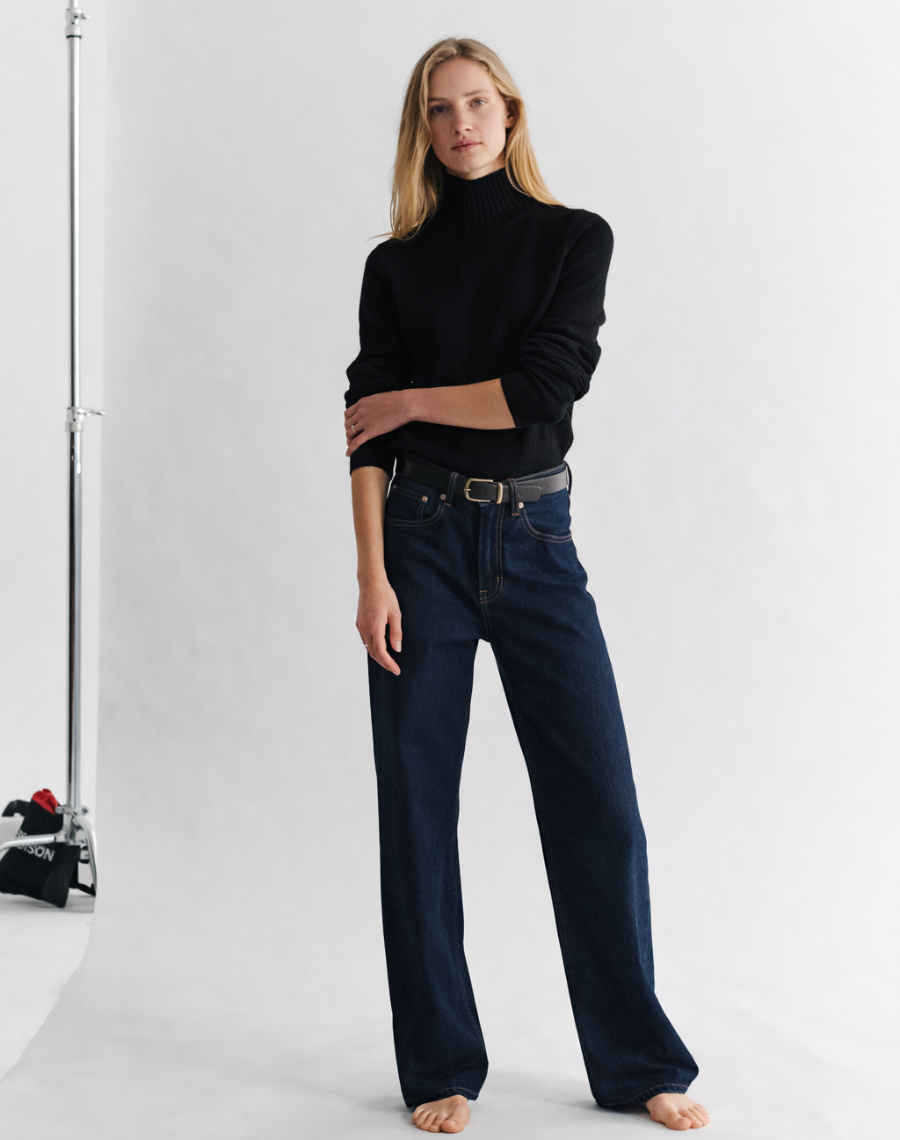 The New Classic Funnel - Black / Archive Sale