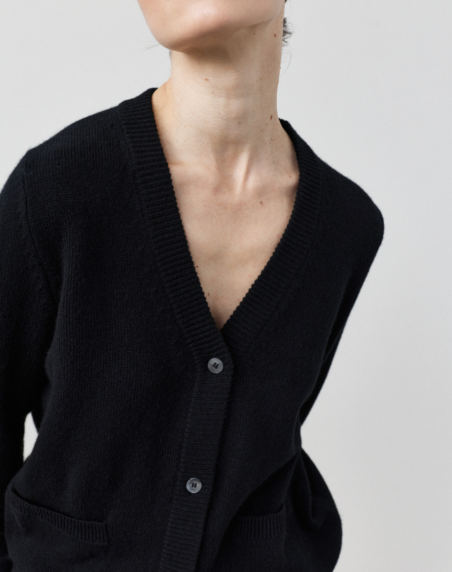 The Cardigan - Black / Archive Sale