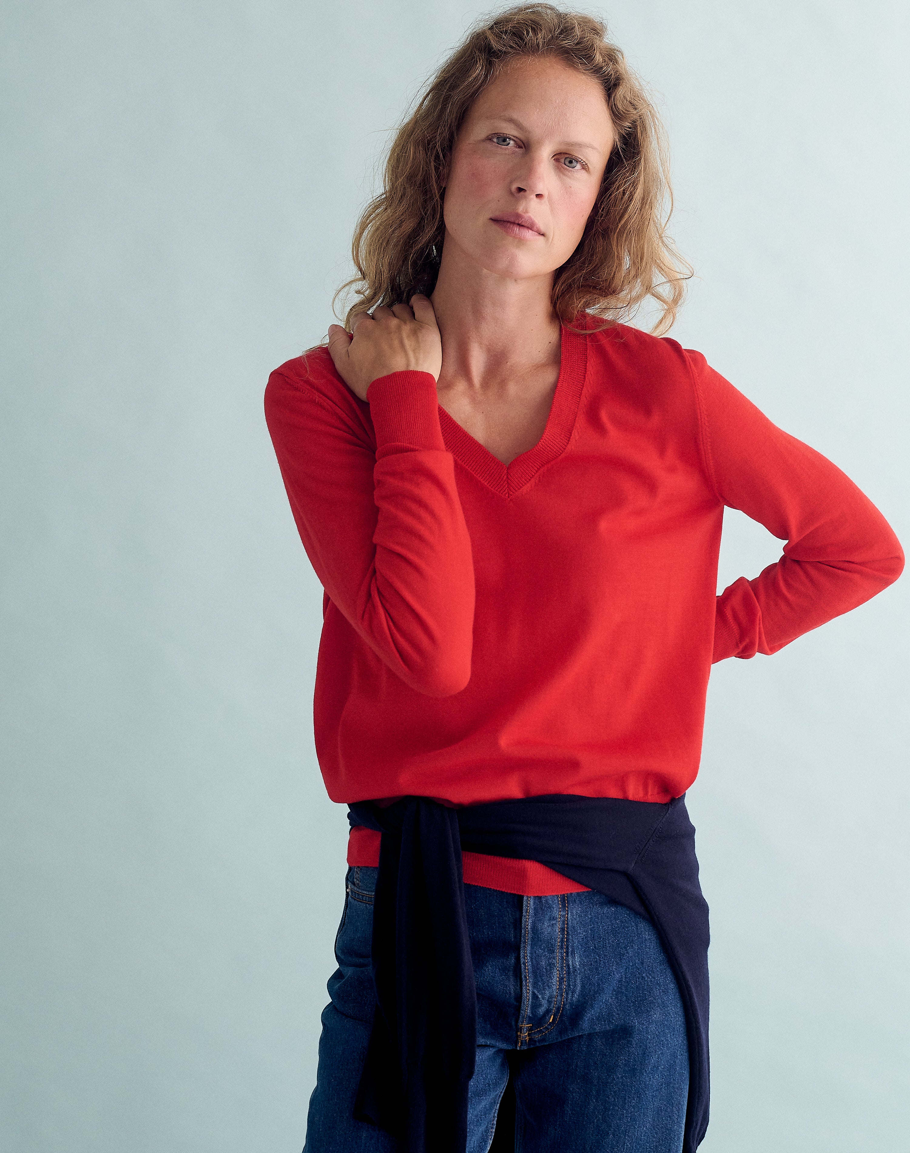 The Fine V - Poppy / Archive Sale