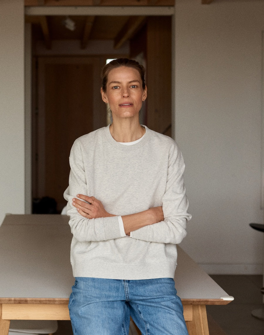 The Lived-In Loopback / Classic-Fit - Stone Grey / Archive Sale