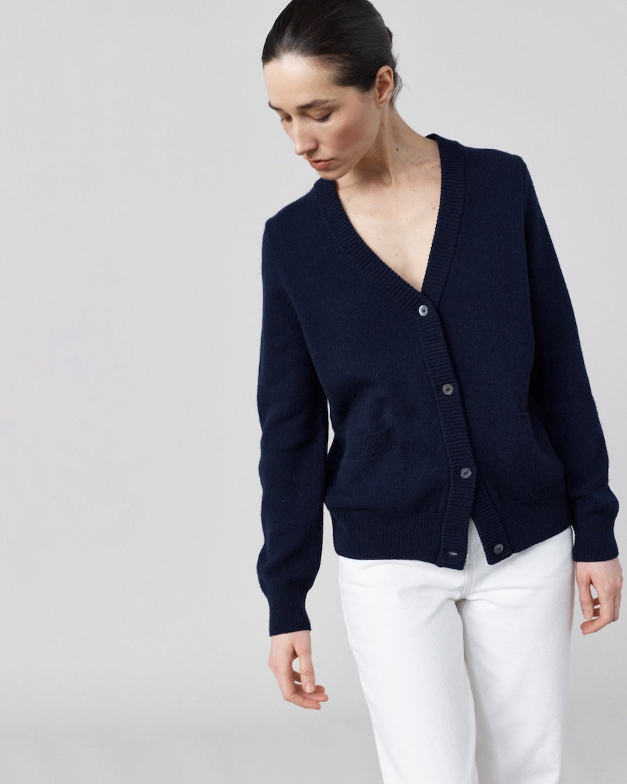 The Cardigan - Navy