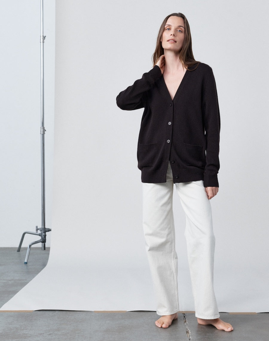 The Cardigan / 2.0 - Carob / Archive Sale