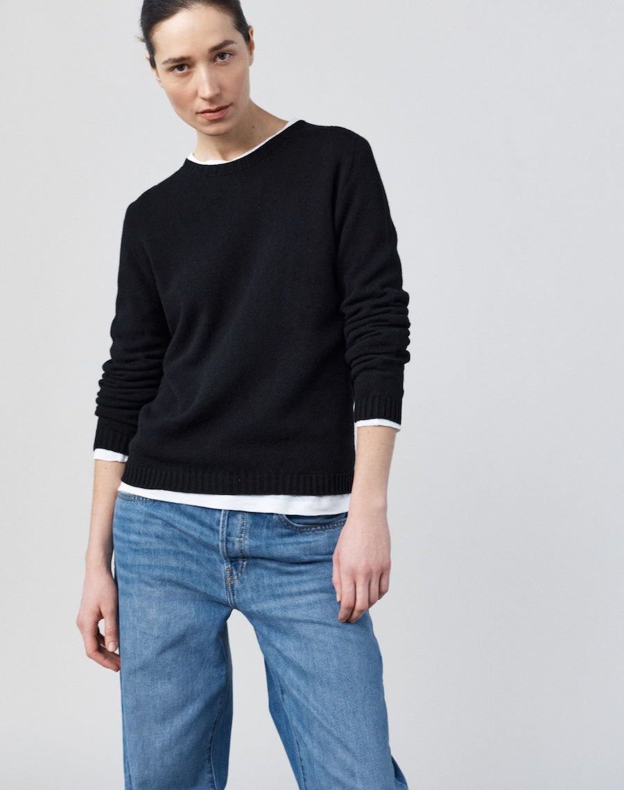 The New Classic Crew - Black / Archive Sale