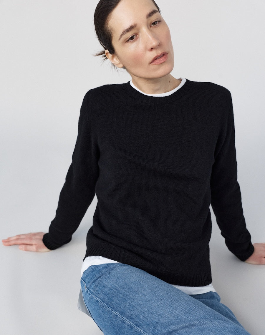 The New Classic Crew - Black / Archive Sale