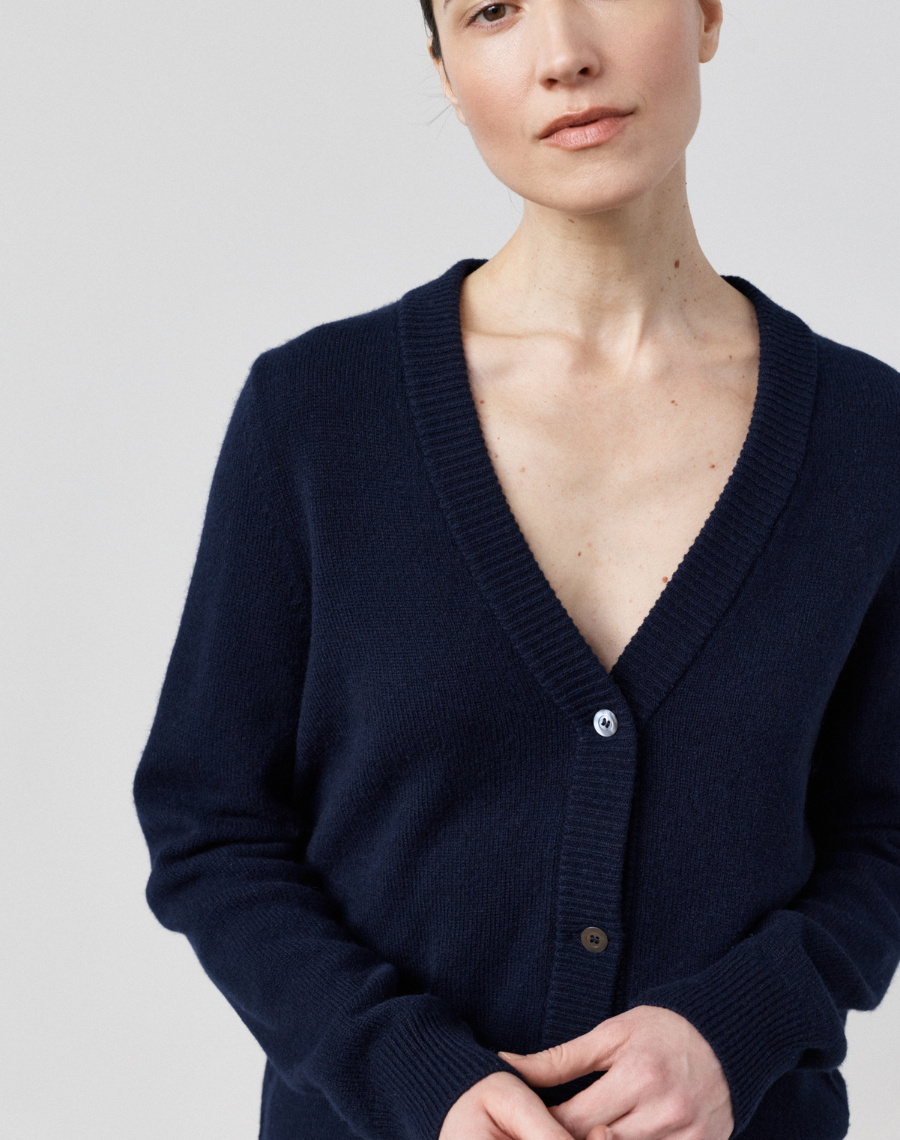 The Cardigan - Navy