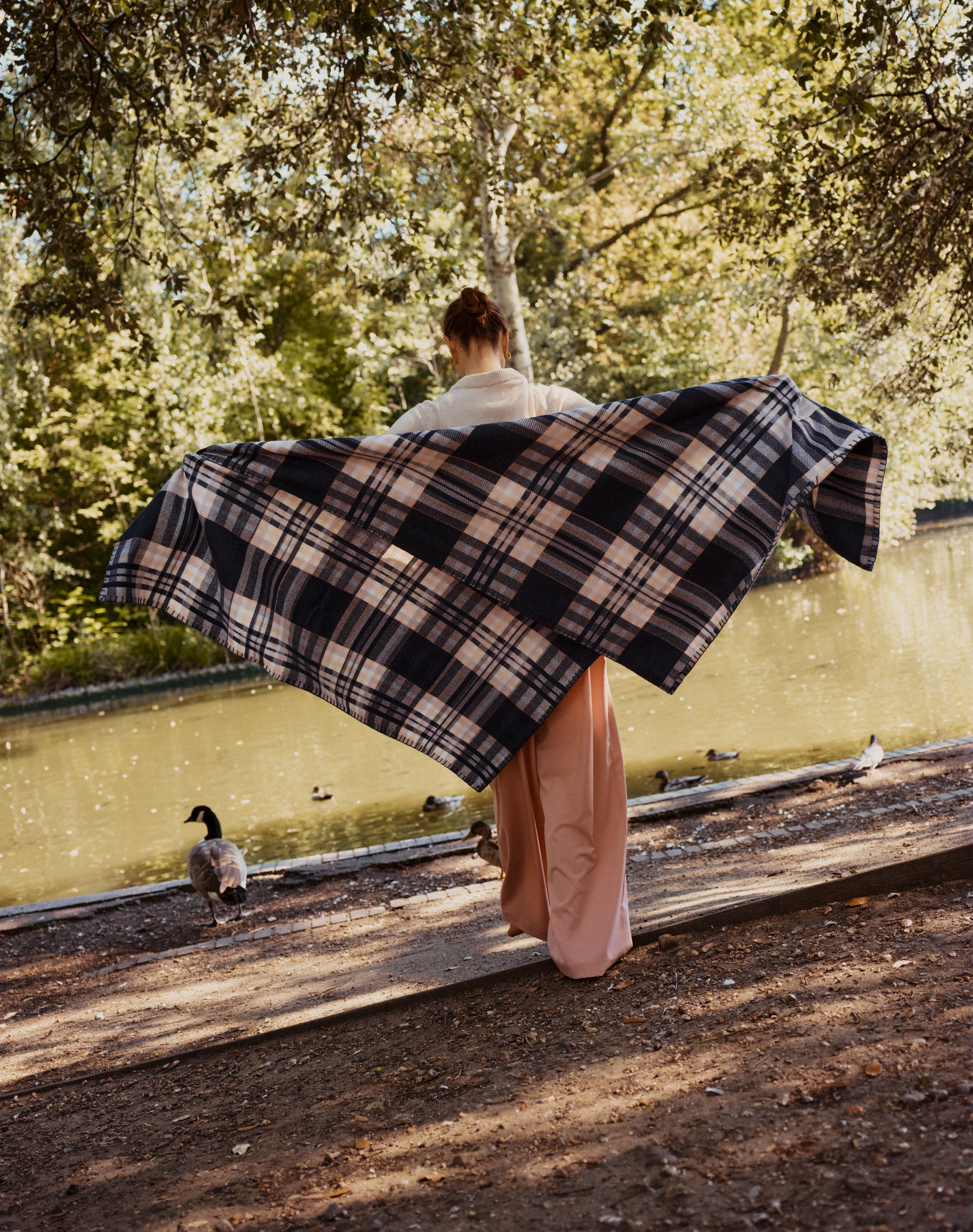 The Blanket Wrap - Navy / Pink Check