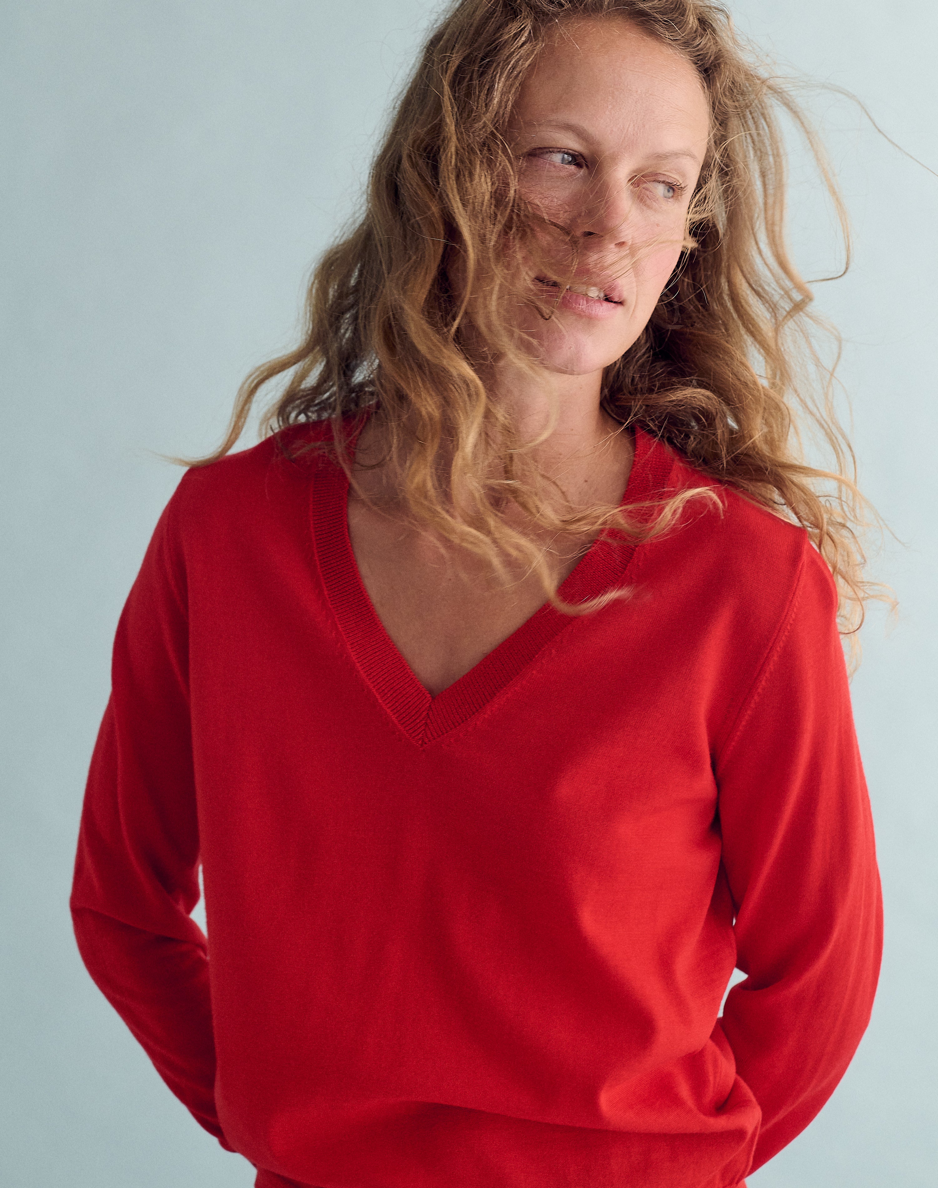 The Fine V - Poppy / Archive Sale
