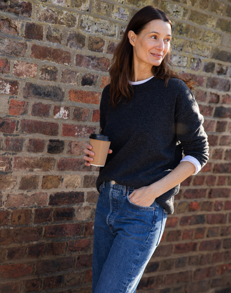 The Weekend Relaxed - Charcoal / Archive Sale