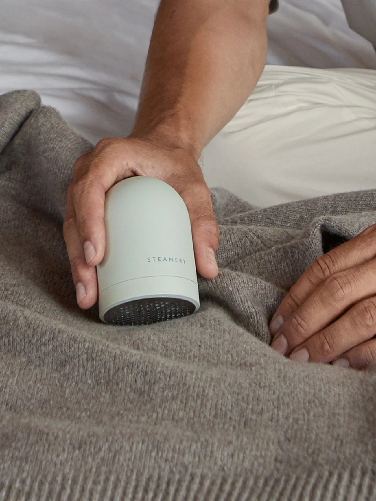 The Fabric Shaver Pilo No.2 - Sand  / Steamery